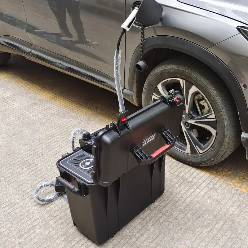 4000W Portable EV Charger with LiFePO4 Battery & Solar Input (AC/DC)
